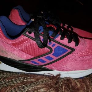 Brooks Running Sneakers Shoes Size Men 9 Women10